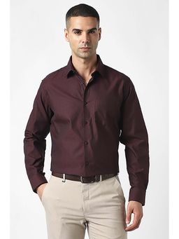 Van Heusen - Men Maroon Textured Full Sleeves Formal Shirt