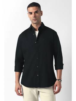 Van Heusen - Men Black Slim Fit Solid Full Sleeves Casual Shirt