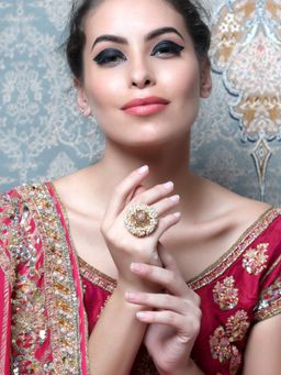 Odette - Beautiful Pearl Embellished Finger Ring