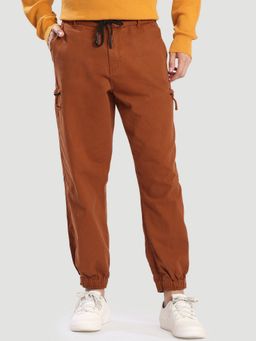 Bene Kleed - Men Brown Cotton Solid Relaxed Fit Cargo