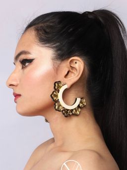 THE YV BRAND BY YASHVI VANANI - The Mandala Gold Hoops