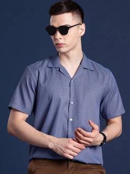 Hancock - Men Blue Textured Relaxed Fit Casual Shirt