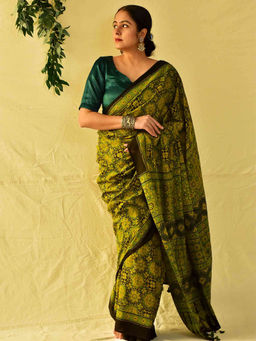 Sundarii - Andheri Ajrakh Hand Block Printed Mul Cotton Saree with Unstitched Blouse