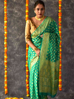 Sundarii - Kusum-Georgette Zari Saree with Unstitched Blouse