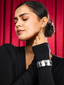 Niscka - Fancy Silver Shine Wide Stretchable Bracelet