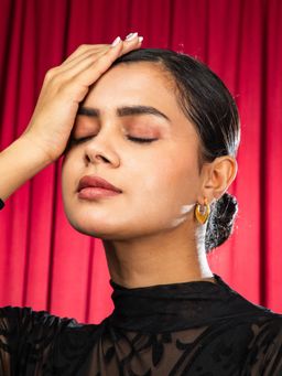 Niscka - Golden Heart Loop Statement Demi-Fine Hoop Earrings