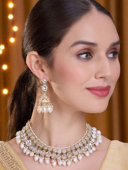 OOMPH - Jadau Theme Stylish Latest Gold Tone Kundan Necklace with Earrings