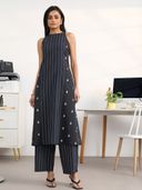 Navy Blue color option, Sold out