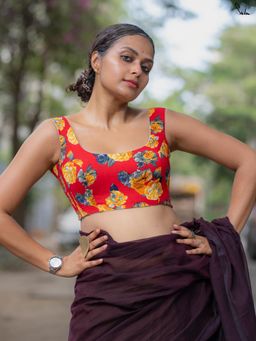 Suta - Reversible White & Red Floral Cotton Blouse With Stretchable Sides