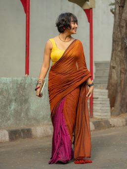 Suta - Pink & Orange Mul Cotton Saree With Contrasting Orange Tassels