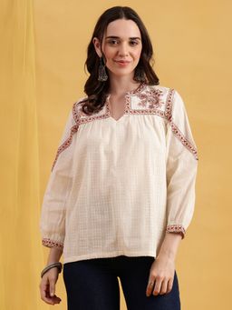 Vbuyz - Women's Off-White Floral Embroidered Straight Cotton Jacquard Stitched Top