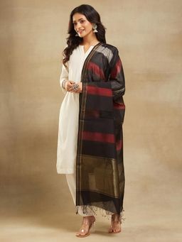 Fabindia - Black Cotton Silk Blend Maheshwari Dupatta
