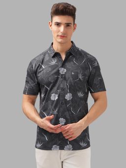 BULLMER - Black Trendy Regular Fit Printed Causal Half Sleeve Shirt for Men