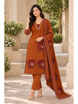 GOPIPREM - Pure Cotton Kurta And Pants With Dupatta