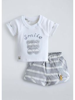 Hopscotch - White Embroidered Blended T-shirt and Shorts