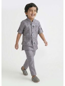 Hopscotch - Grey Floral Polyester Blend Kurta with Nehru Jacket and Pyjama