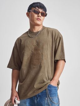 HIGHLANDER - Men Brown Embroidered Oversized T-shirt