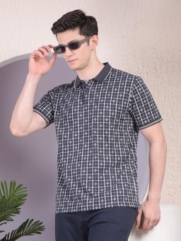 CRIMSOUNE CLUB - Men Navy Blue Checks Polo T-Shirt