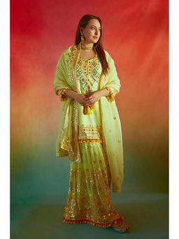 Gopi Vaid - Sonakshi Sinha In Friya Short Kurta Sharara Set