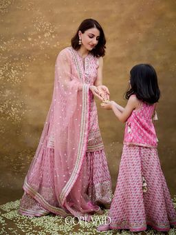 Gopi Vaid - Soha Ali Khan In Dhruvi Sharara Set