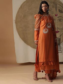 Arpita Sulakshana - Burnt Orange Bali Kurta And Pants With Dupatta