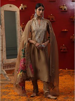 Arpita Sulakshana - Gold Shringaar A Line Kurta And Pant With Dupatta