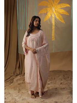 Arpita Sulakshana - Pink Centre Palm Tree Kurta And Pants With Dupatta