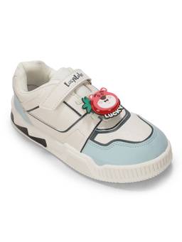 LIBERTY - White Round Toe Pvc Pair Of Walking Shoes