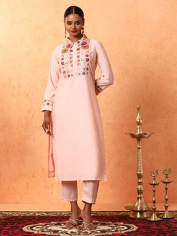 Jaipur Kurti - Pink Floral Embroidered Straight Kurta with Pant (Set of 2)