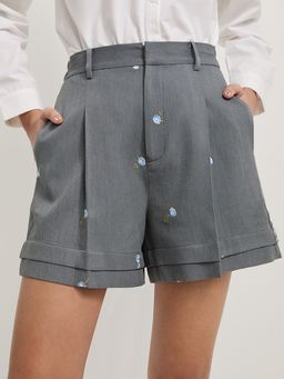 Pomelo - Floral Embroidery Shorts - Light Grey