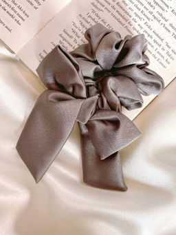 Mueras - Grey Long Tail Satin Scrunchie