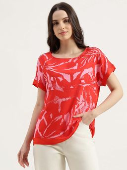 United Colors of Benetton - Red Abstract Regular Fit T-Shirt