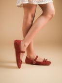 Rust color option, Sold out, Currently selected