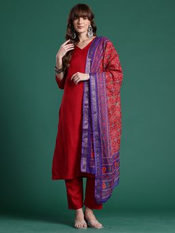 Indo Era - Red Cotton Blend Three Fourth Sleeves Kurta With Pant & Dupatta