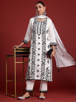 Indo Era - White Silk Blend Three Fourth Sleeves Kurta With Pant & Dupatta