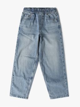 GAP - Boys Relaxed Fit Mid Rise Light Wash Jeans