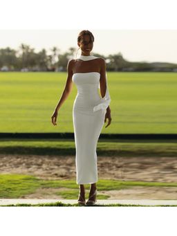 Outzidr - White Strapless Fitted Gown