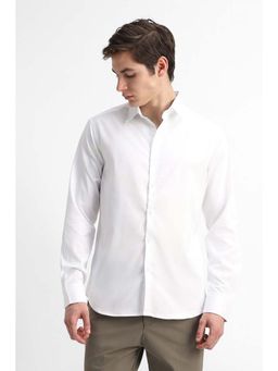 Snitch - Men White Solid Full Sleeves Slim Formal Shirt