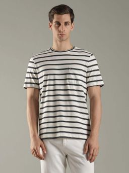 Tommy Hilfiger - Men White Striped Regular Fit Cotton T-Shirt