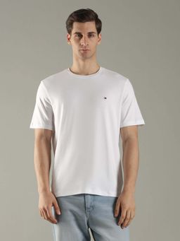 Tommy Hilfiger - Men White Solid Regular Fit Cotton T-Shirt