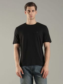 Tommy Hilfiger - Men Black Solid Regular Fit Cotton T-Shirt