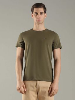 Tommy Hilfiger - Men Green Solid Slim Fit Cotton T-Shirt