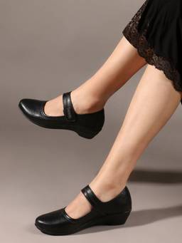 DENILL - Black Synthetic Leather Ballerina