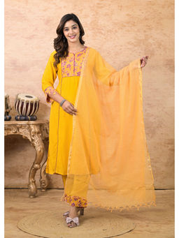 KIKU - Yellow Straight Kurta with Pant & Dupatta (Set of 3)