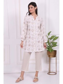 W - For Women White Thread Embroidered Rayon Straight Kurti