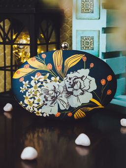 NR by Nidhi Rathi - Printed Navy Blue Clutch