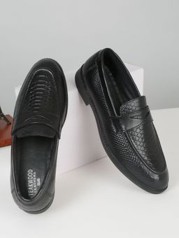 Teakwood - Mens Black Classy Patterned Texture Leather Casual Loafers