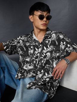 The Souled Store - Looney Tunes: Sylvester Black Shirt