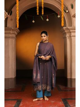 Sutra Art of Clothing - Handloom Coca Cola Pure Cotton Zari Jamdani Kurta with Pants and Dupatta
