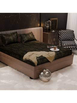 Stoa Paris - Starlit Night Poly Sateen Black Double Fitted Bedsheet With 2 Pillow Covers